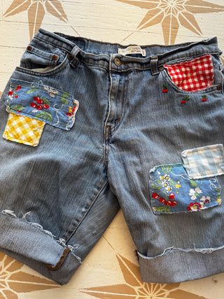 Levi's Cherries Jean Shorts - Size 10