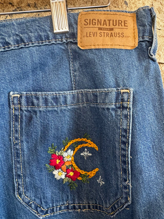 Jogger Levis Hand Embroidered - Size 10