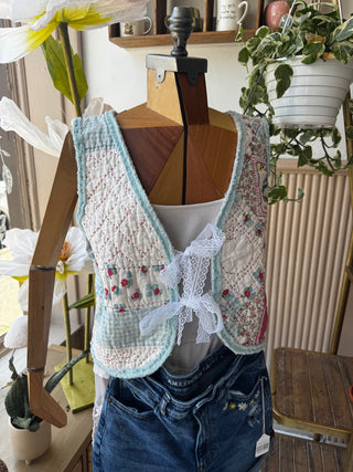 Flowers Blue Trim - Size Small